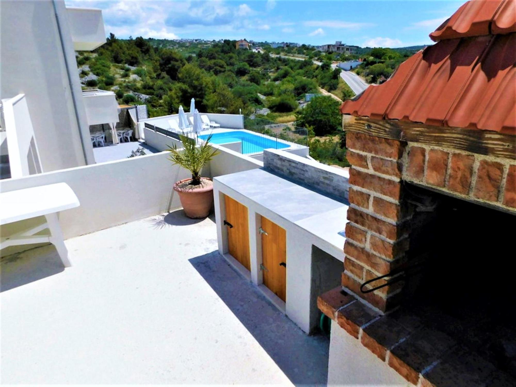 פרימוסטן Apartments Huljev מראה חיצוני תמונה